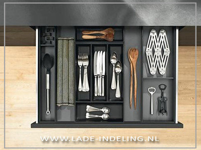 Victor details bladerdeeg AMBIA-LINE indeling voor besteklade, 300 mm breed, zijdewit / grijs - lade- indeling.nl Victor details bladerdeeg AMBIA-LINE indeling voor besteklade, 300 mm breed, zijdewit / grijs - lade- indeling.nl